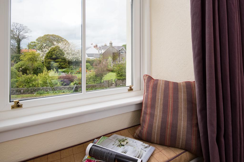 The Dunstanburgh Castle Hotel 恩布尔顿 外观 照片