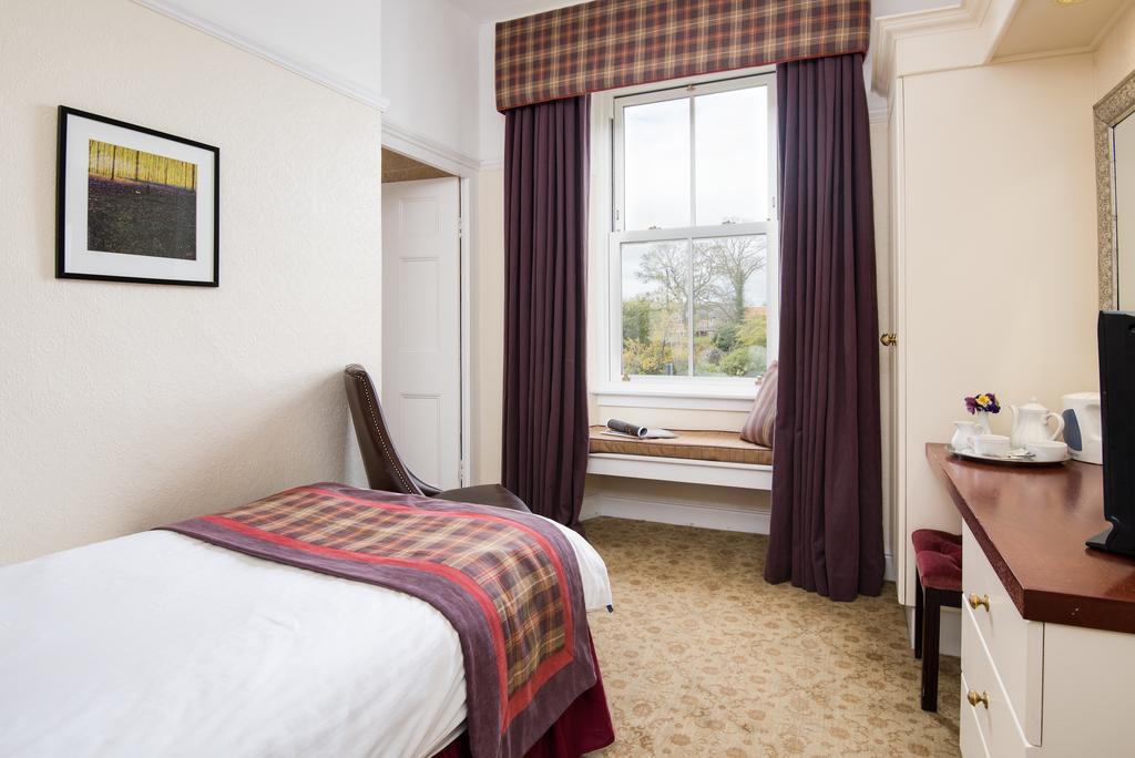 The Dunstanburgh Castle Hotel 恩布尔顿 外观 照片